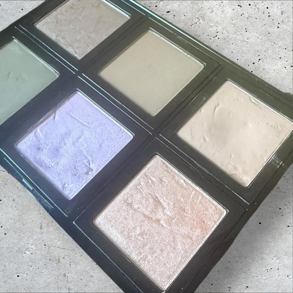 Bobbi Brown this preowned